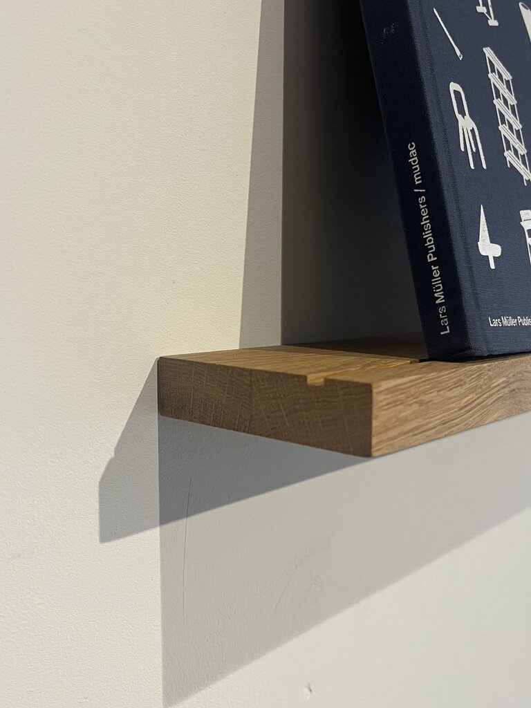 Moebe Gallery Shelf - Oak [Ex-display]