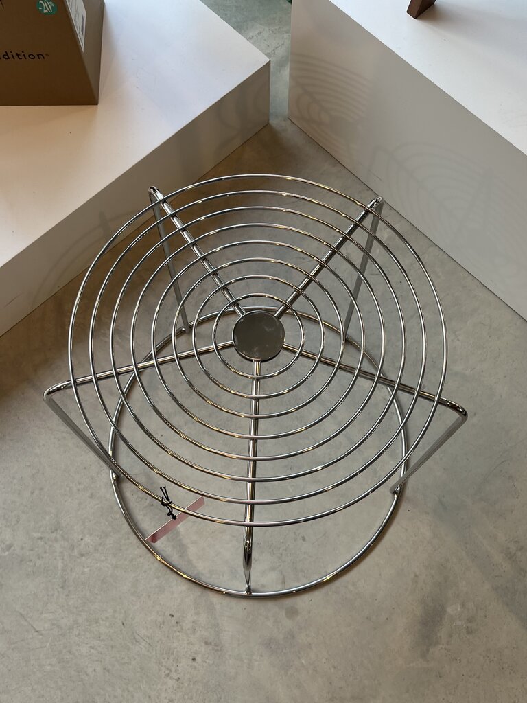 andTradition VP11 Wire Stools [Ex-display]