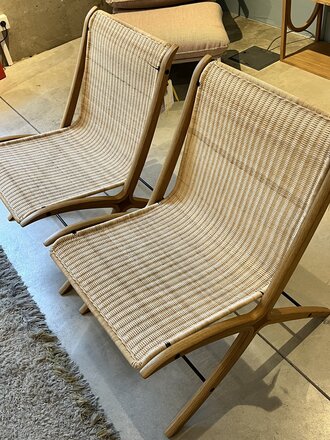 andTradition Fauteuil - HM10 Laquered Oak [Ex-display]