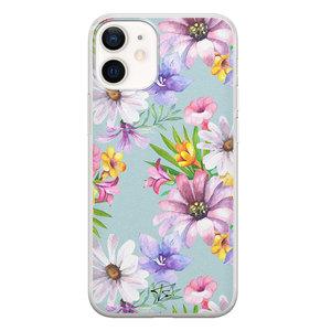 Telefoonhoesje Store iPhone 12 mini siliconen hoesje - Mint bloemen
