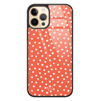 Telefoonhoesje Store iPhone 12 (Pro) hoesje glas - Orange dots