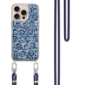 Mooie Telefoonhoesjes iPhone 16 Pro Max hoesje met donkerblauw koord - Azure daisies
