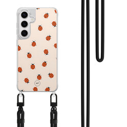 Mooie Telefoonhoesjes Samsung Galaxy S24 hoesje met zwart koord - Lieveheerstbeestjes