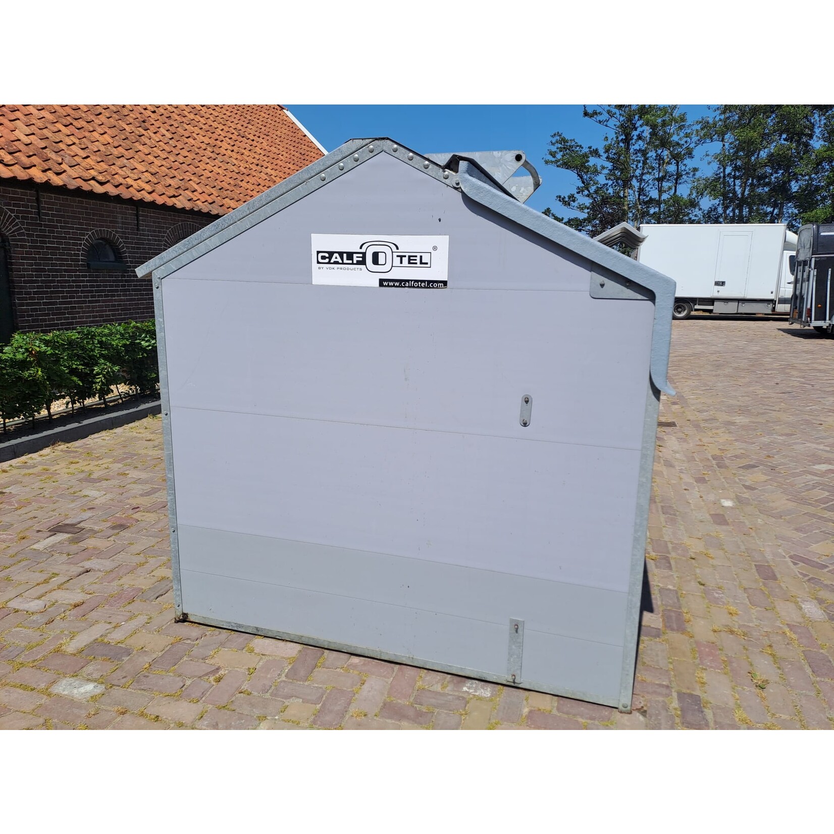 CalfOTel Gebruikte CalfOTel® Verplaatsbare Eenling Units – direct beschikbaar! VERKOCHT!