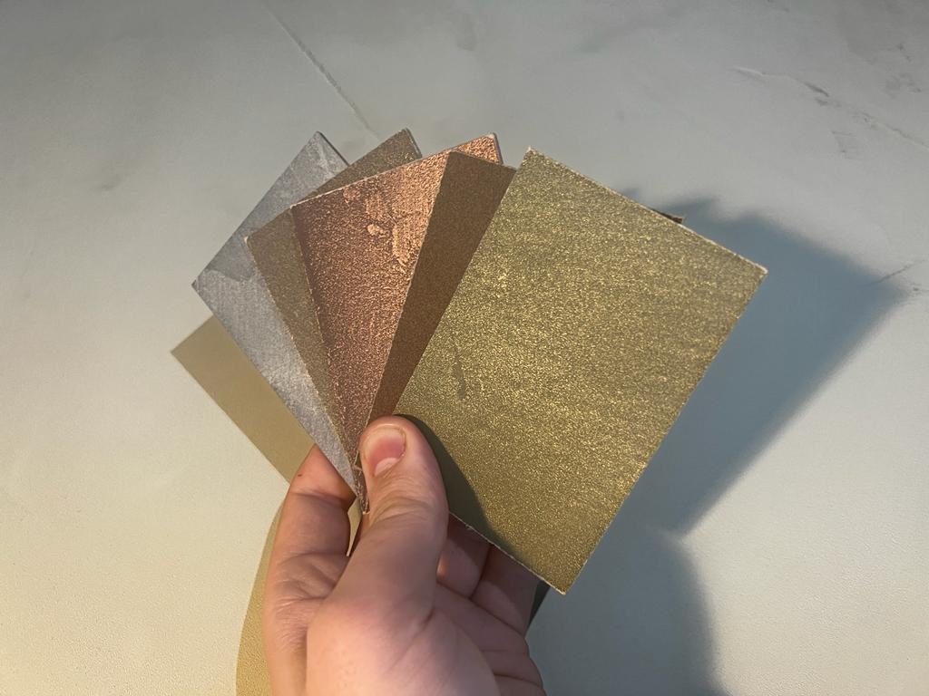 Metal stuc kleurstaal aanvragen