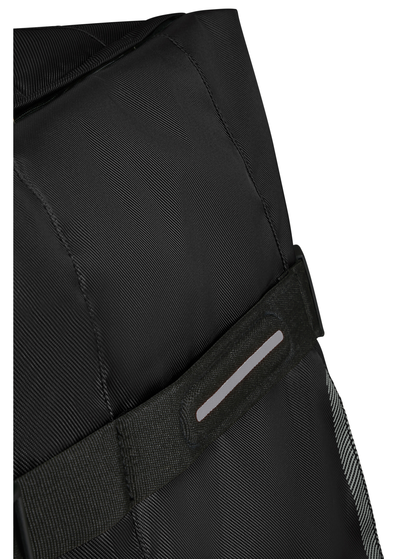 AMERICAN TOURISTER URBAN TRACK DUFFLE WHEELS L ASPHALT BLACK