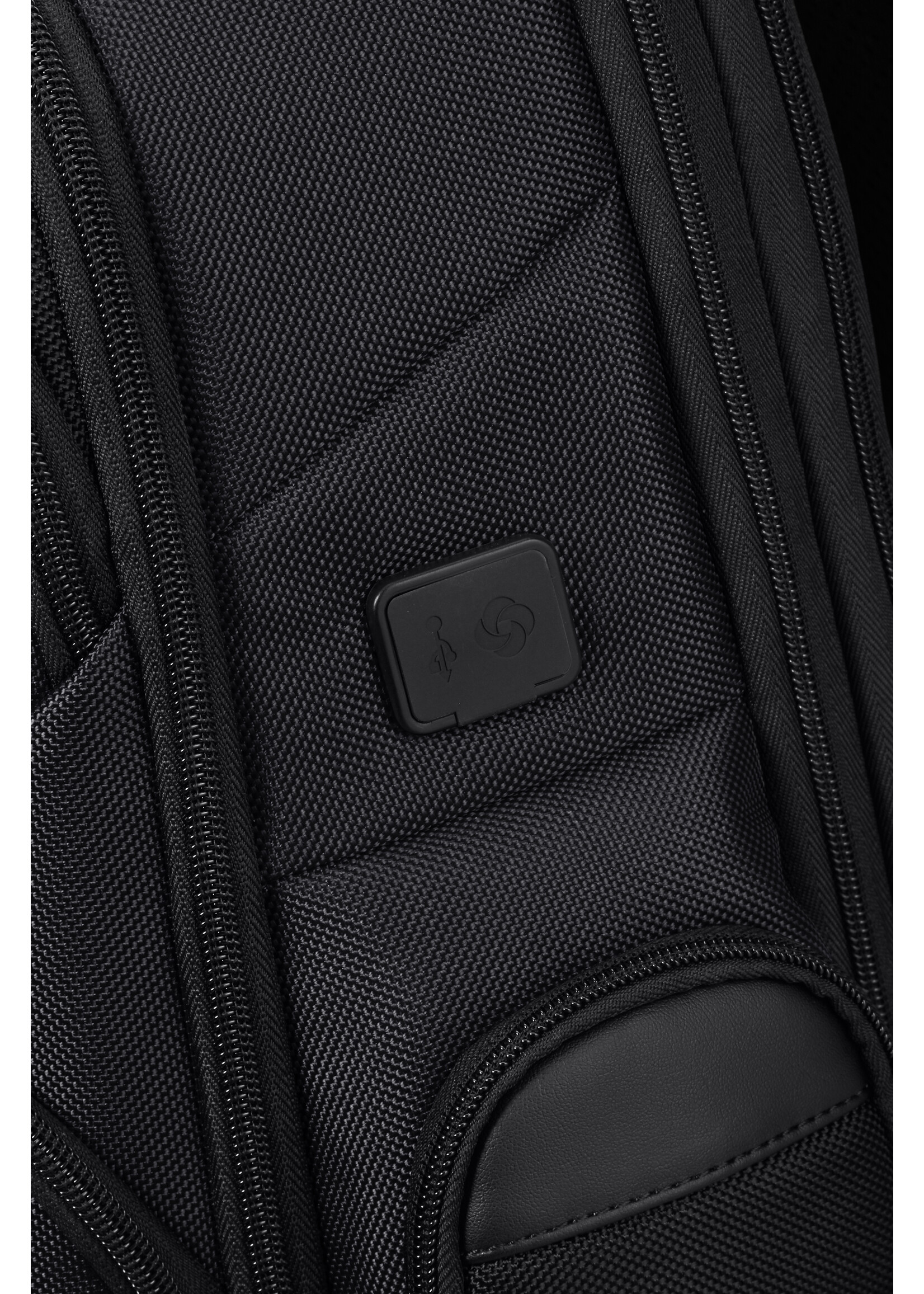SAMSONITE PRO-DLX 6 BACKPACK 15.6" 3VOL EXP BLACK