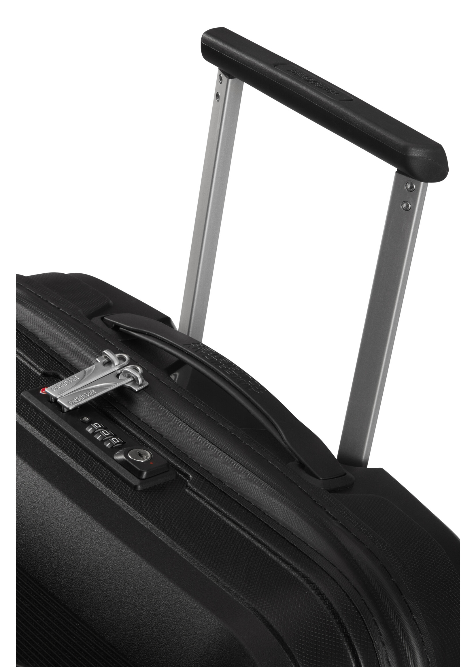 AMERICAN TOURISTER AIRCONIC SPINNER  55 ONYX BLACK