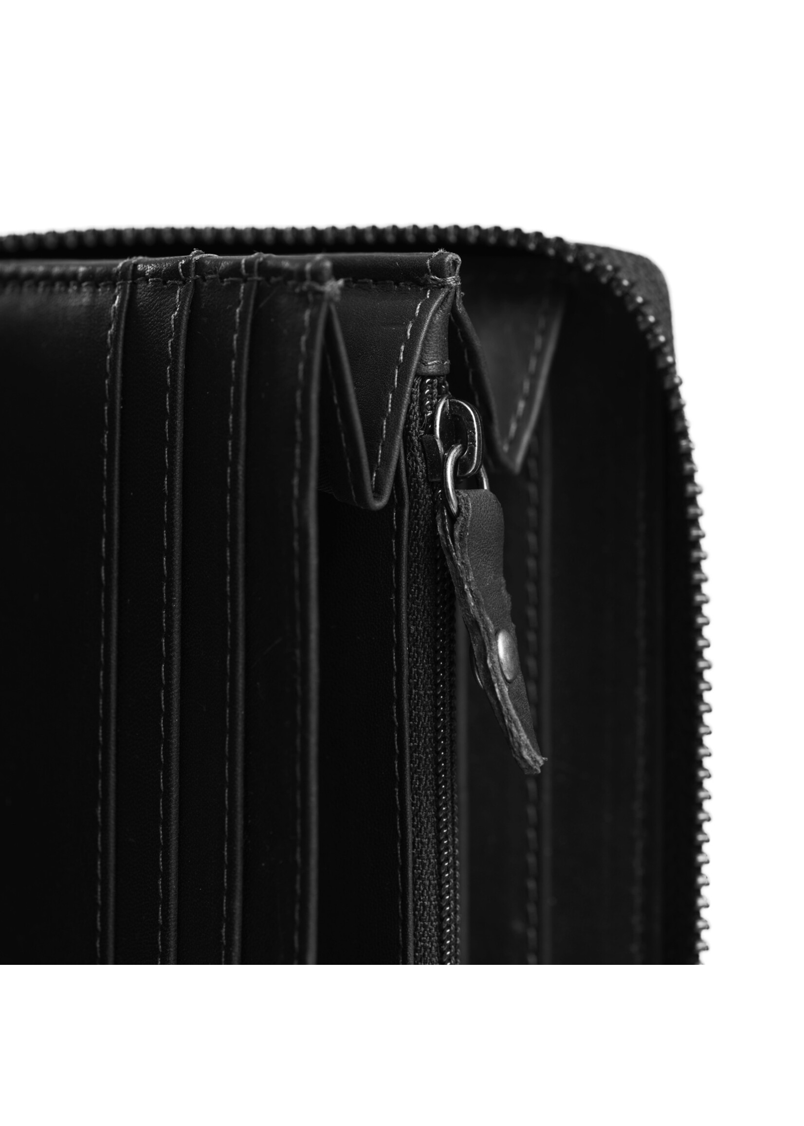 The Chesterfield Brand Halle Black