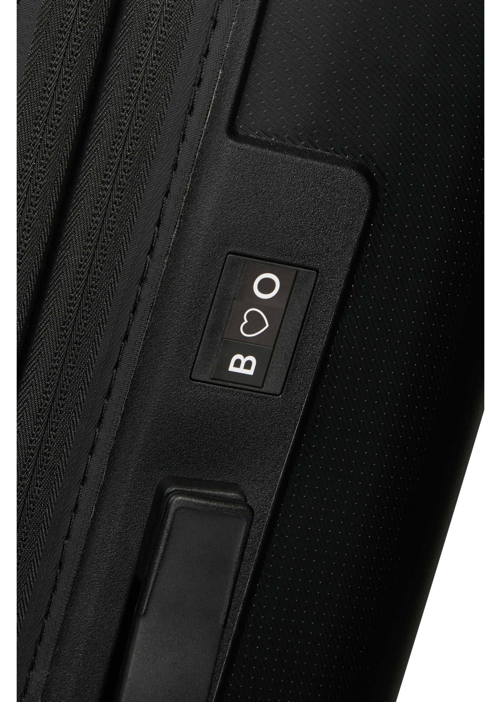 AMERICAN TOURISTER DASHPOP SPINNER 77 EXP TRUE BLACK