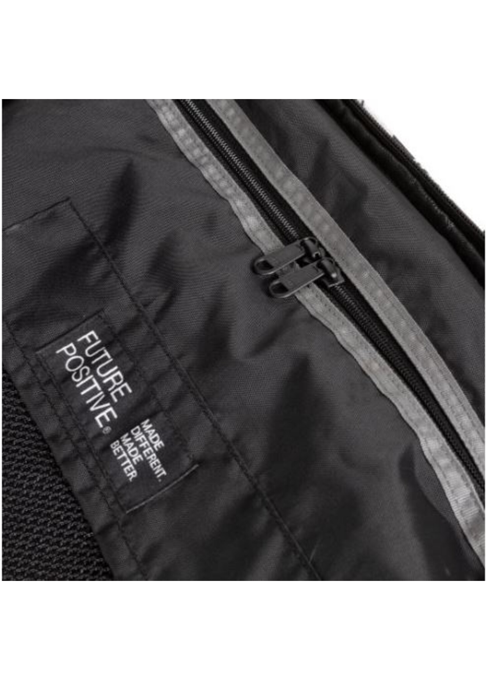 EASTPAK TRANSIT'R M Smiley YY Black