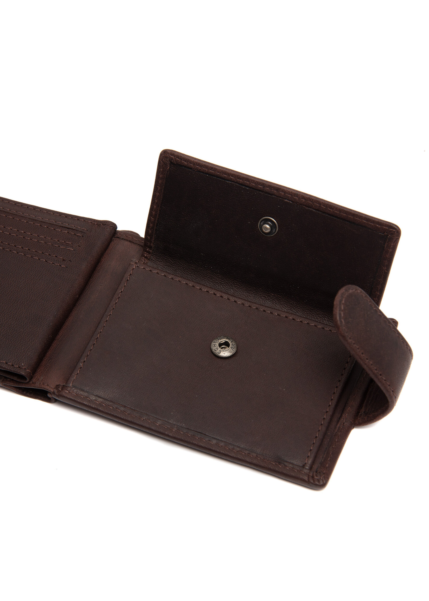 The Chesterfield Brand Yamba Brown