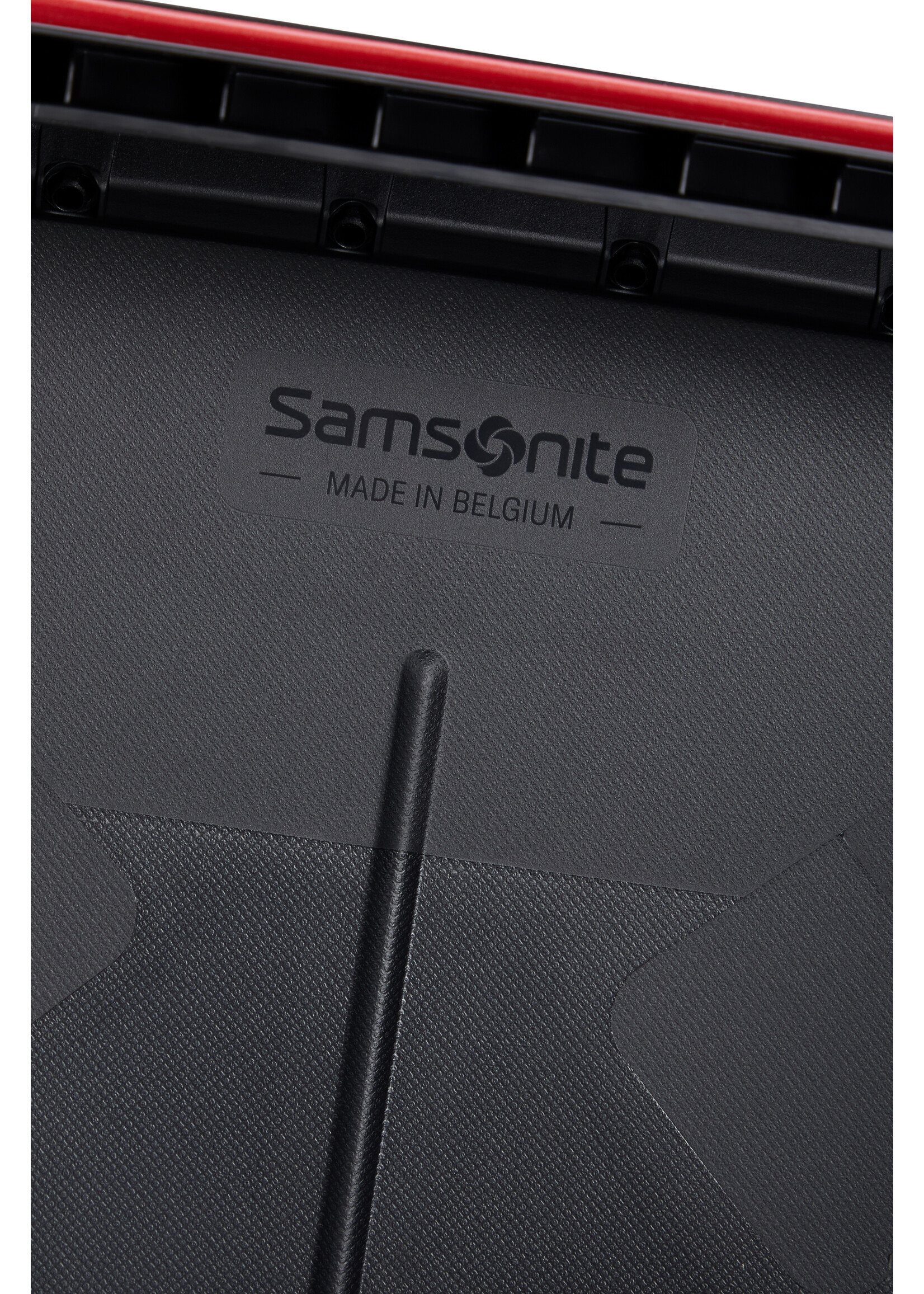 SAMSONITE ESSENS SPINNER 55 CHARCOAL RED