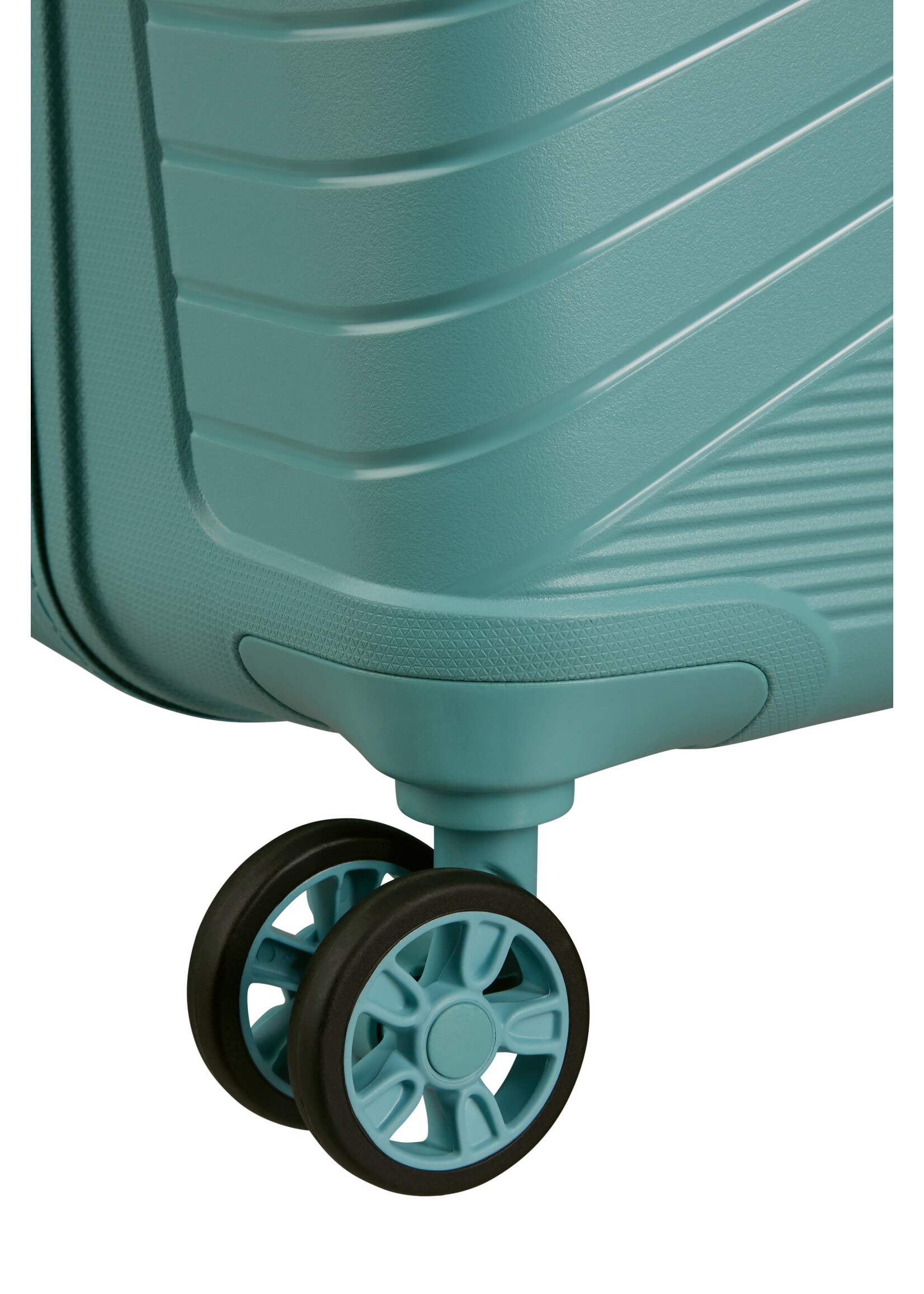 AMERICAN TOURISTER AIRCONIC SPINNER 67 DUSTY TURQUOISE