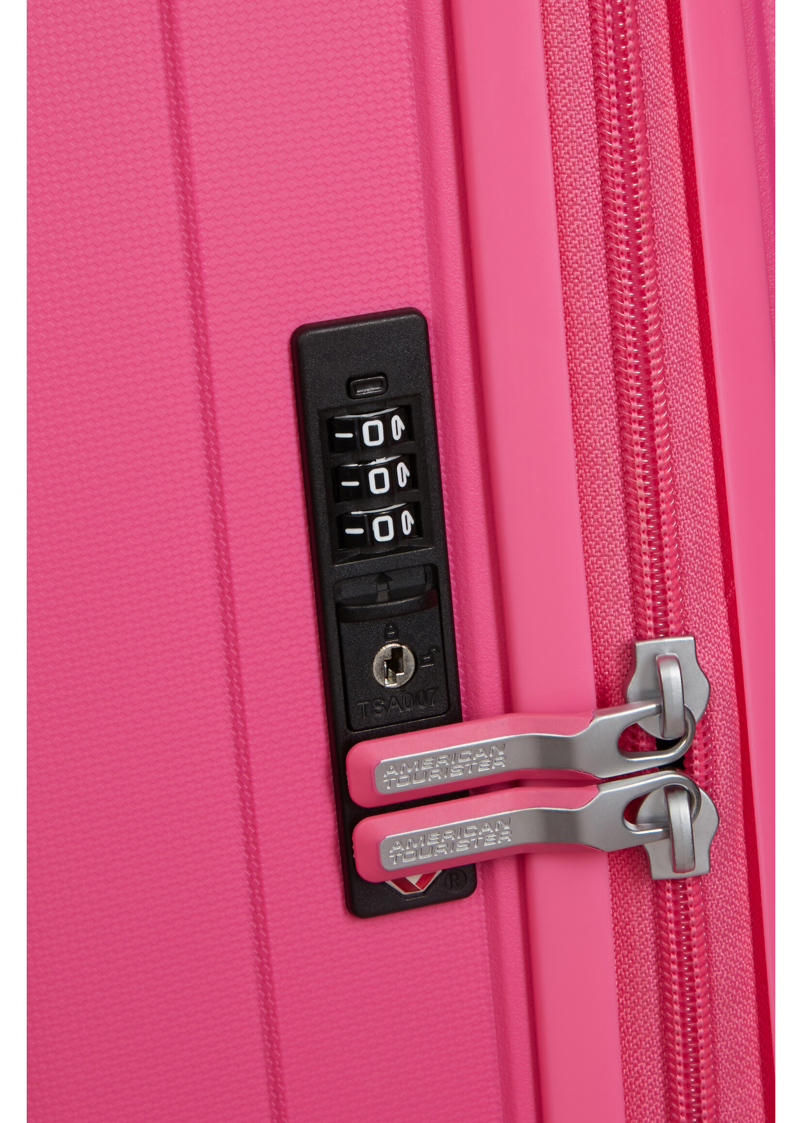 AMERICAN TOURISTER REJOY SPINNER 77 HAWAIIAN PINK