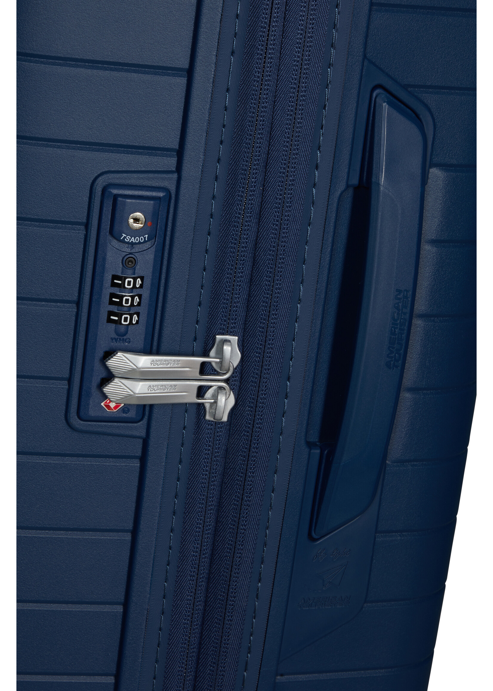 AMERICAN TOURISTER FASTFORWARD SP 68 EXP NAVY BLUE