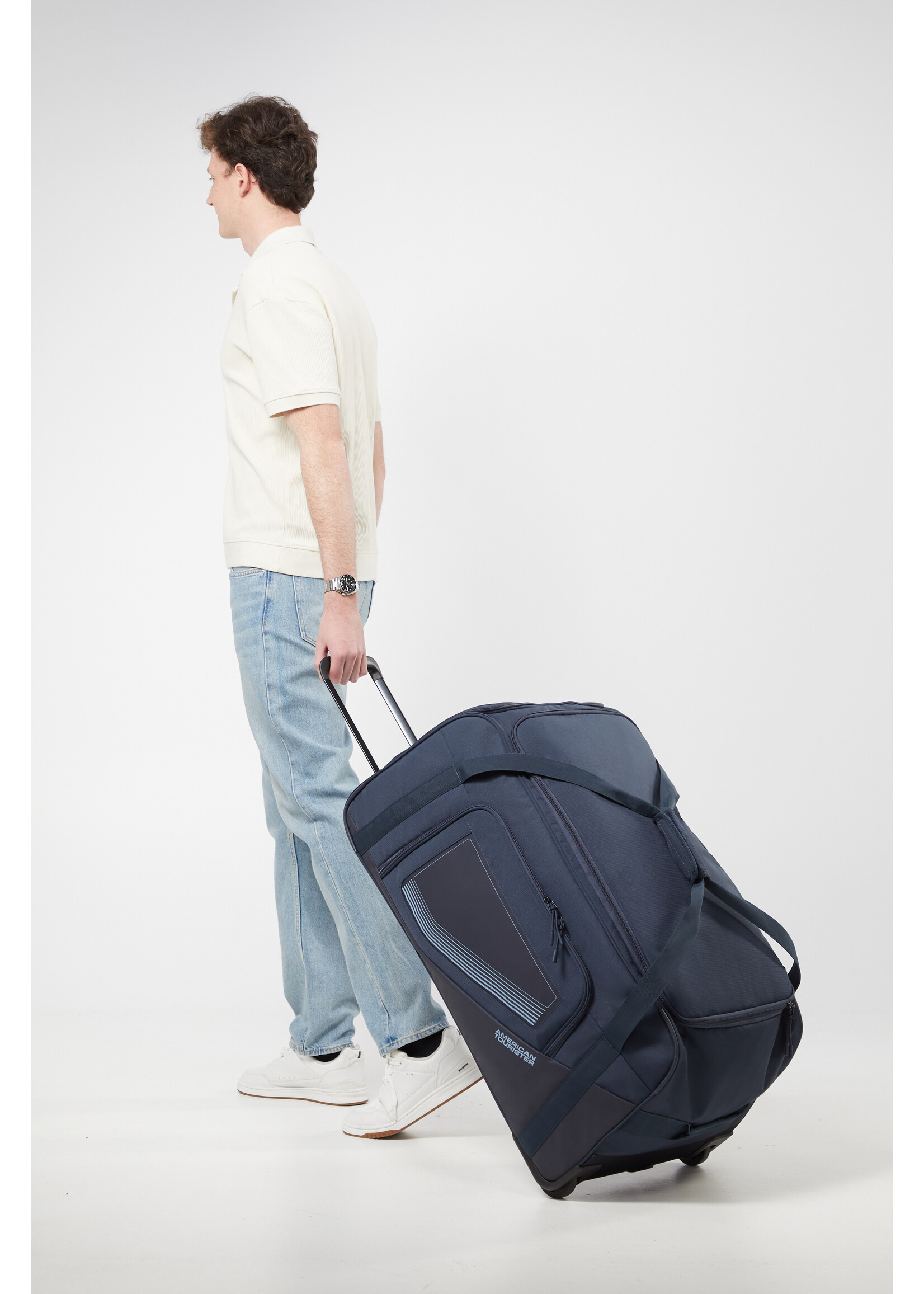 AMERICAN TOURISTER CITY RACER DUFFLE WHEELS L NAVY