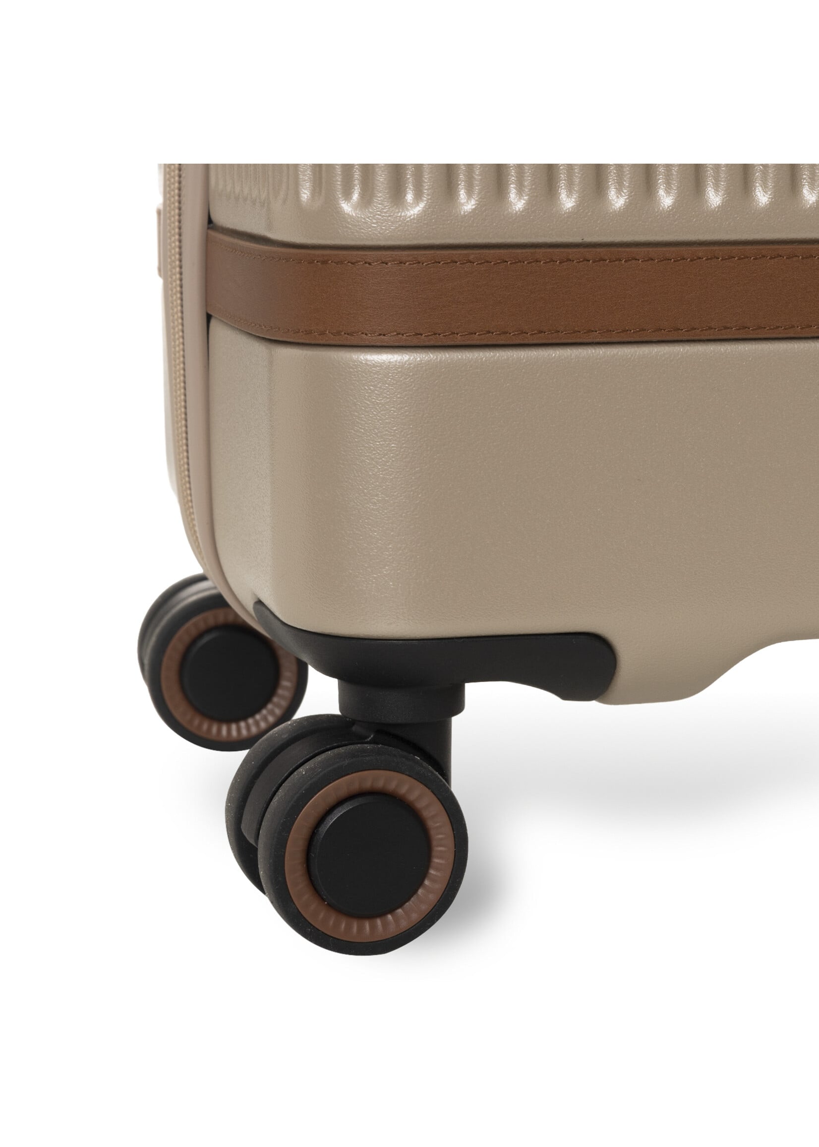 The Chesterfield Brand Zuna Medium Champagne