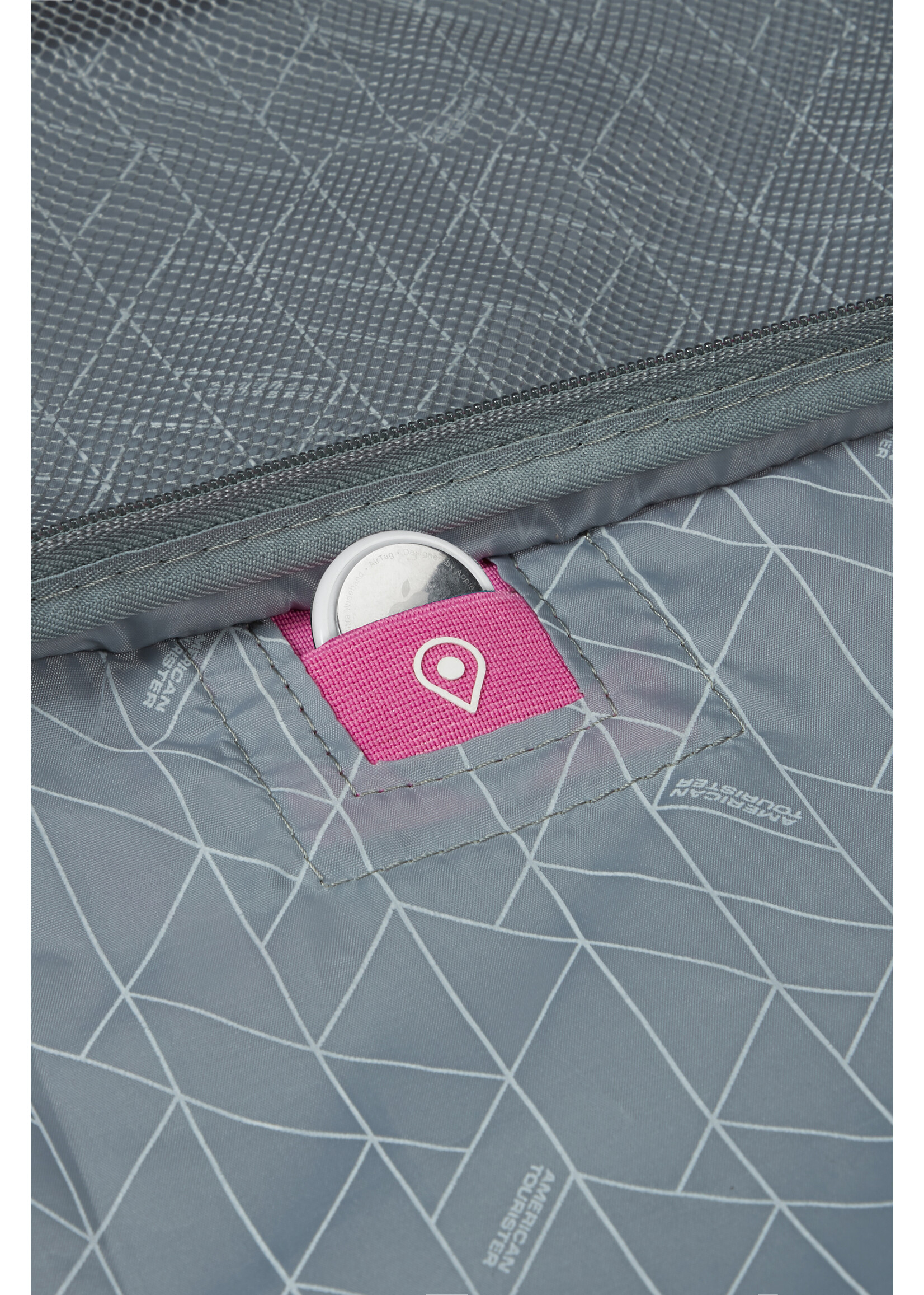 AMERICAN TOURISTER FASTFORWARD SP 68 EXP ELECTRIC FUCHSIA