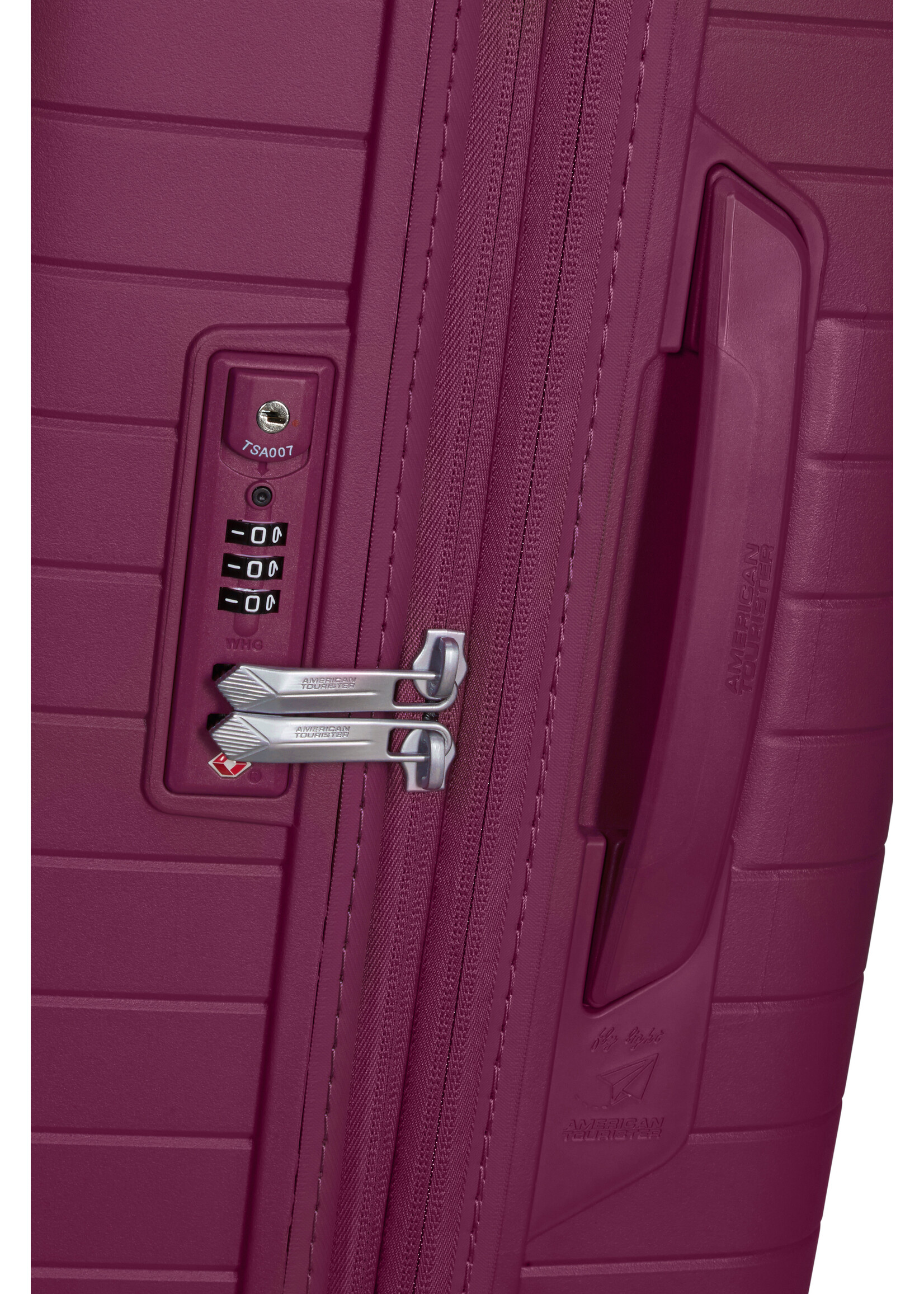 AMERICAN TOURISTER FASTFORWARD SP 68 EXP ICED BERRY