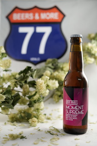 Van Moll Van Moll Moment Supreme BA Saison fles 33 cl 7,20% Van Moll Van Moll Moment Supreme BA Saison fles 33 cl 7,20%