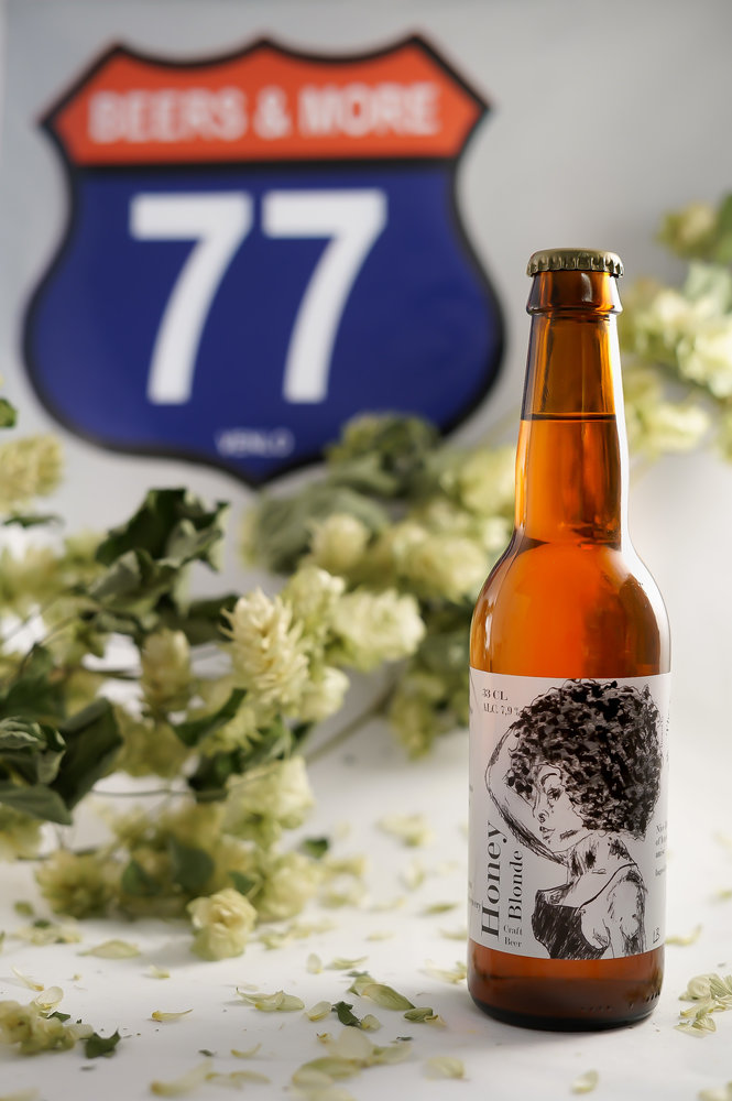 The Sisters Brewery The Sisters Brewery Honey Blond Fles 33 cl 7,90% The Sisters Brewery The Sisters Brewery Honey Blond Fles 33 cl 7,90%