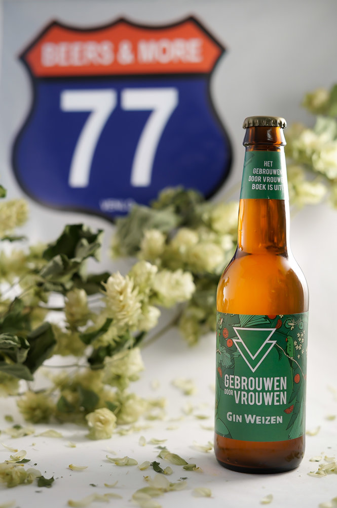Gebrouwen door Vrouwen Gebrouwen door Vrouwen Gin Weizen Weizen Fles 33 cl  6,00% Gebrouwen door Vrouwen Gebrouwen door Vrouwen Gin Weizen Weizen Fles 33 cl  6,00%