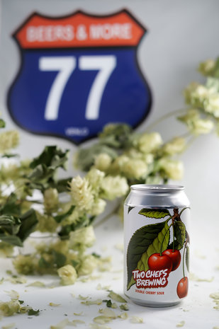 Two Chefs Brewing Two Chefs Brewing Cherry Kiss Sour Blik 33 cl  7,00%