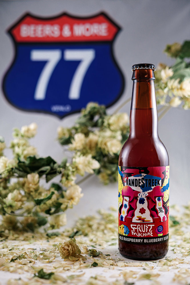 VandeStreek VandeStreek Fruit Machine Sour Fles 33 cl  0,50% VandeStreek VandeStreek Fruit Machine Sour Fles 33 cl  0,50%