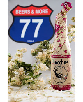 Van Honsebrouck Van Honsebrouck Bacchus Frambozenbier Fruit Beer Fles 37,5 cl  5,00% Van Honsebrouck Van Honsebrouck Bacchus Frambozenbier Fruit Beer Fles 37,5 cl  5,00%
