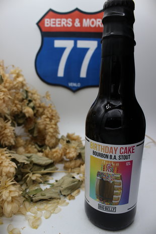 Big Belly Big Belly Birthday Cake BA Stout Fles 33 cl 12,00% Big Belly Big Belly Birthday Cake BA Stout Fles 33 cl 12,00%
