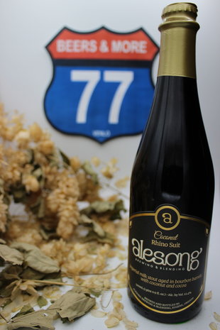 Alesong Brewing & Blending Alesong Brewing & Blending Coconut Rhino Suit BA Stout Fles 50 cl  12,40% Alesong Brewing & Blending Alesong Brewing & Blending Coconut Rhino Suit BA Stout Fles 50 cl  12,40%