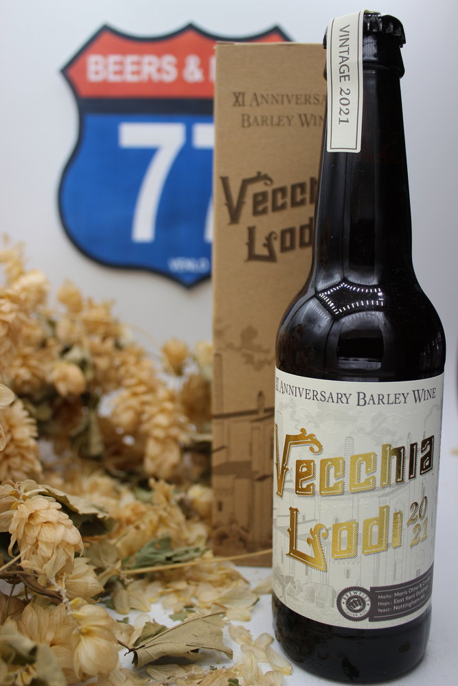 Brewfist Brewfist Vecchia Lodi 2021 Barleywine BA Fles 33 cl  11,00%
