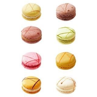 La Rose Noire LA ROSE NOIRE HAND CRAFTED ASSORTED NON-AZO MACARONS 96X15-17G