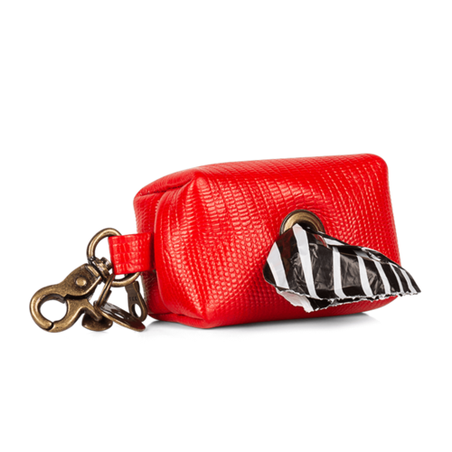 Bronx, the poop bag holder in red leather. Super cute match with the Dutchie collar!