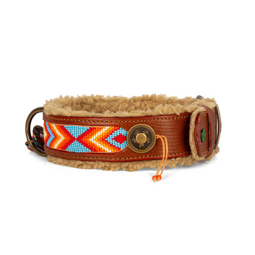 Das handgefertigte Halsband aus der Wild Wild West Kollektion von Dog with a Mission.