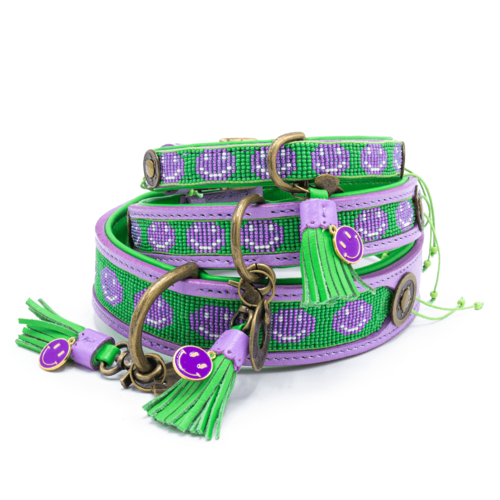 Trendy lilac Dog Collar with Beaded Smiley