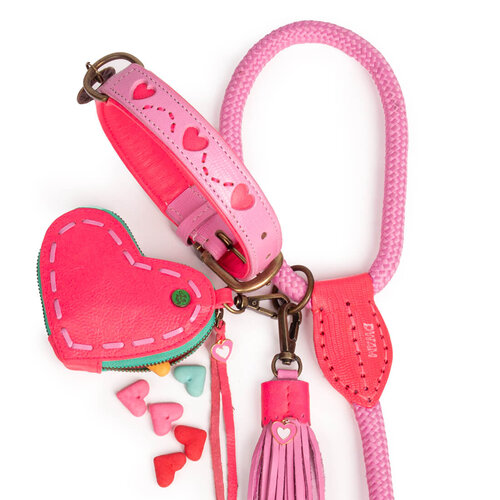 Sweety Treat Pouch - Heart-Shaped Pink Leather Snack Bag