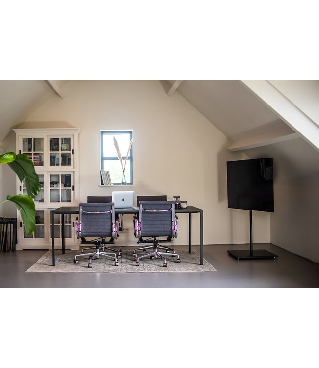 XTRARM Atria TV floorstand black square