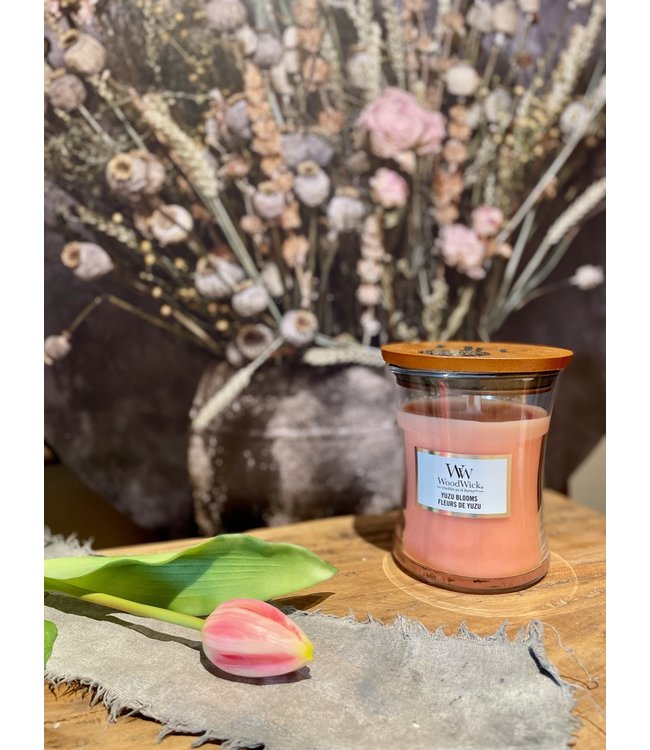 Woodwick Yuzu Blooms Medium candle