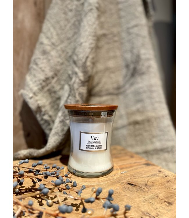 Woodwick White Tea & Jasmine Medium candle
