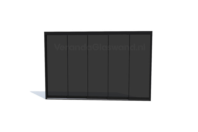 Getinte glazen schuifwand zwart 5 railsysteem met 5 glaspanelen van 82 cm tot 398cm breed