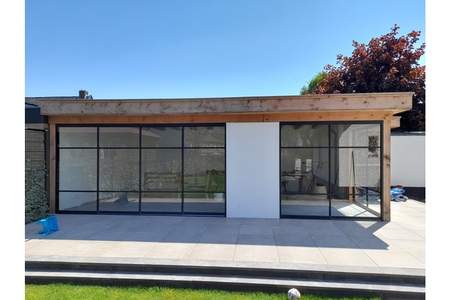 Steellook profielen type C (per glaspaneel) Steellook profielen type C (per glaspaneel)