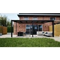 Aluminium overkapping zwart 607cm x 250cm met helder glas dak Aluminium overkapping zwart 607cm x 250cm met helder glas dak