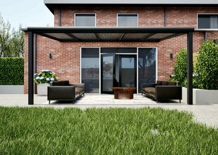 Terrasoverkapping zwart 507cm breed x 400cm diep met helder polycarbonaat dak