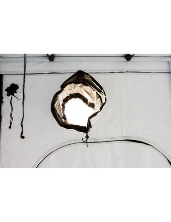 Phantom Phantom 600 Deluxe Growbox - 600x300x215cm Phantom Phantom 600 Deluxe Growbox - 600x300x215cm