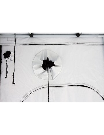 Phantom Phantom 600 Deluxe Growbox - 600x300x215cm Phantom Phantom 600 Deluxe Growbox - 600x300x215cm