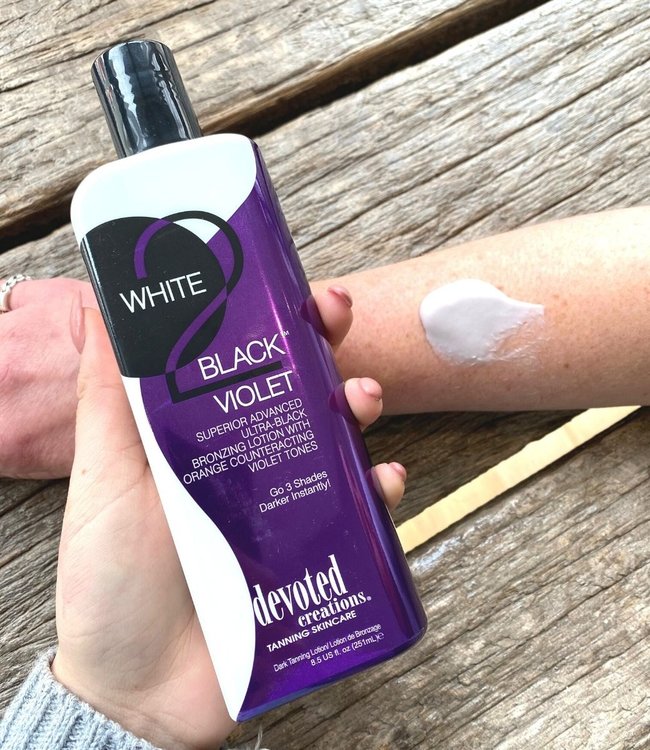 Devoted Creations White 2 bronze - violet zonnebankcrème