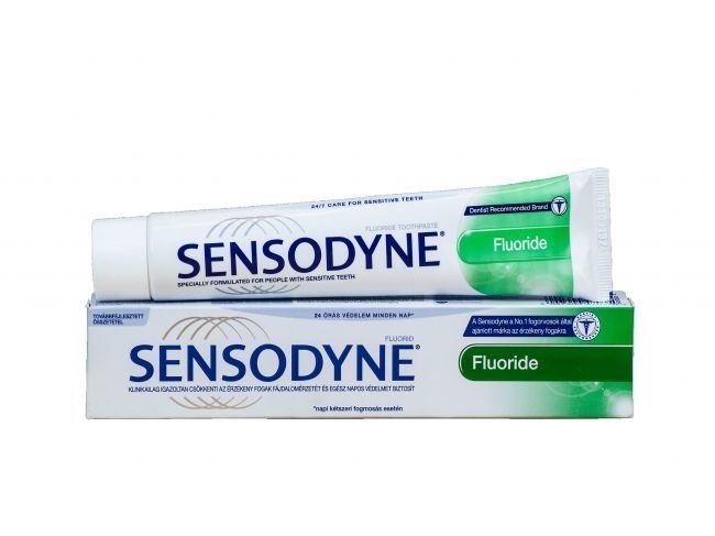 Voordeeldrogisterij Sensodyne Tandpasta Fluorid - 75ml aanbieding