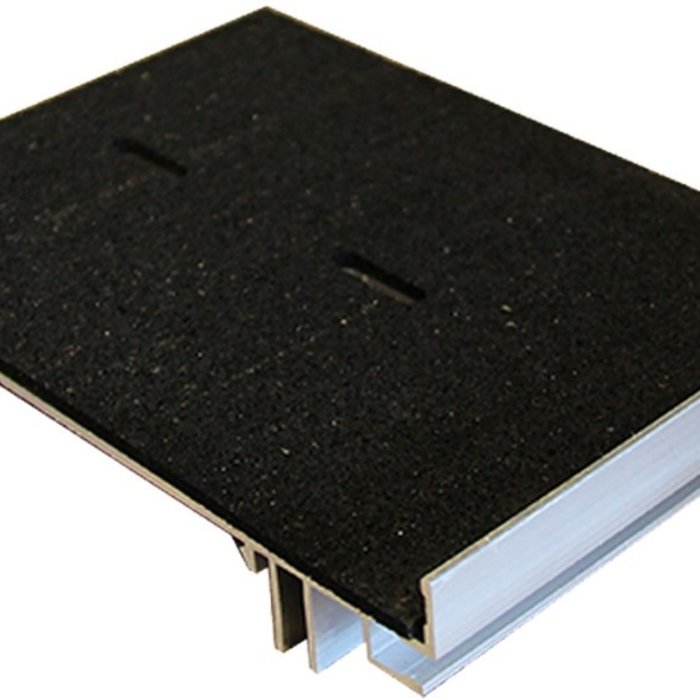 Randoplossing incl. rubberpad t.b.v. verstelbare tegeldrager (27 t/m 470mm)